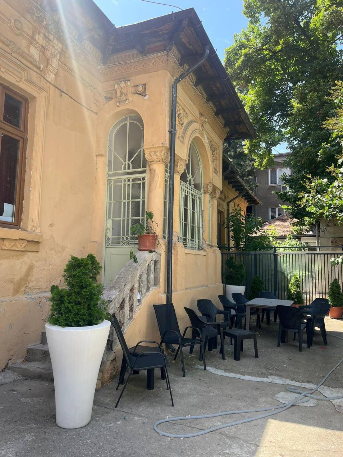 Baroque Old House Near Center Villa Bucharest Exterior photo